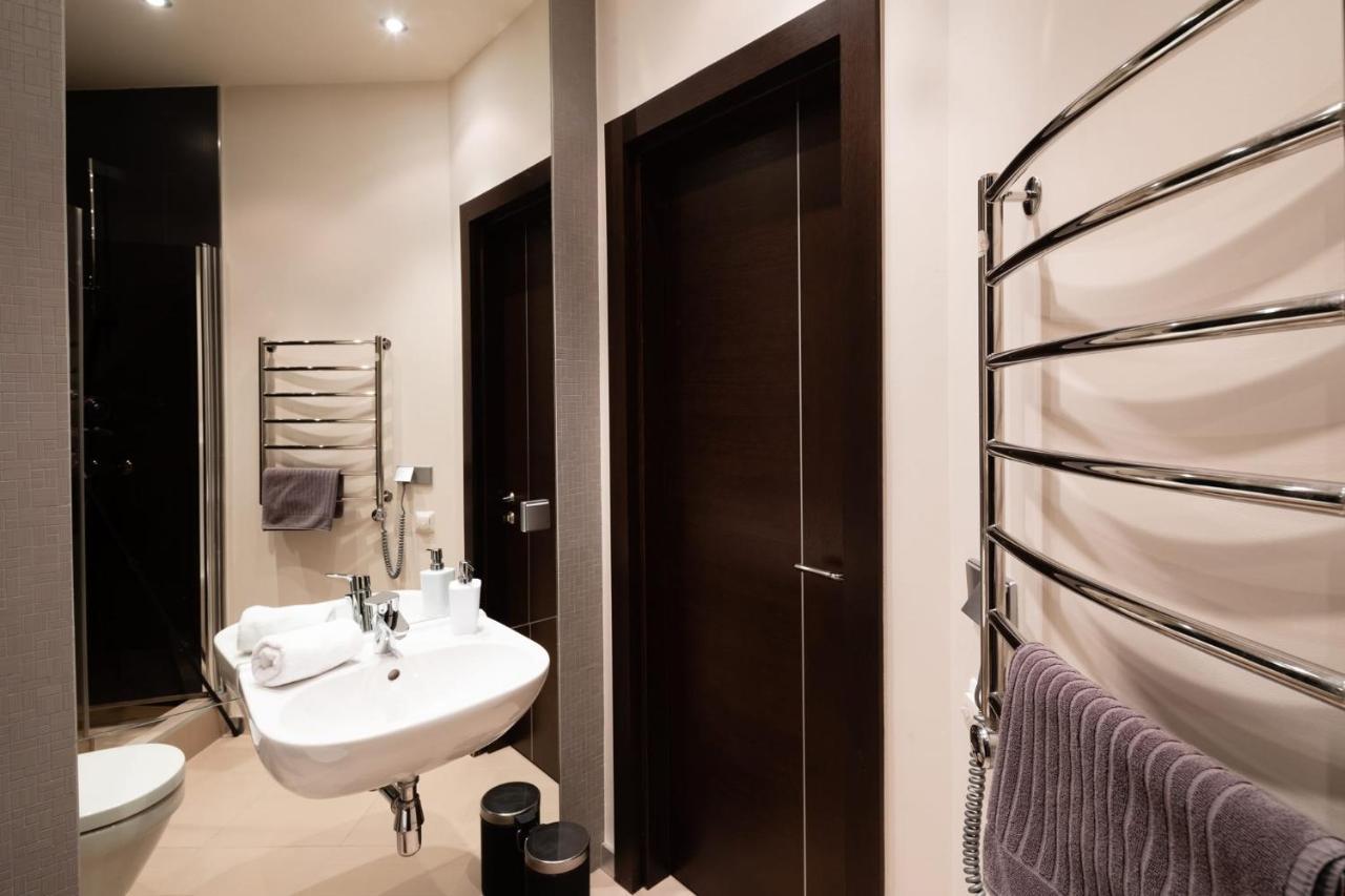 Appartement Old Two Bedroom With 2 Bathrooms Riga