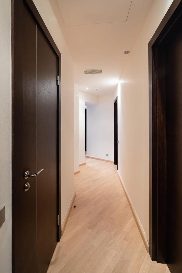 Lejlighed Old Two Bedroom With 2 Bathrooms